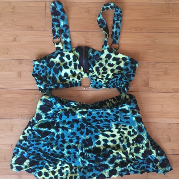 leopard romper - Picture 3 of 3